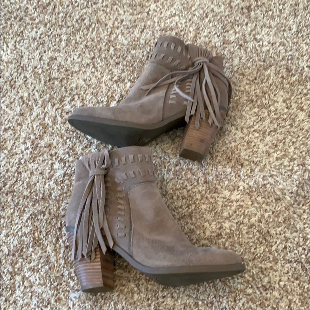 Jessica Simpson Tassle Booties 8.5